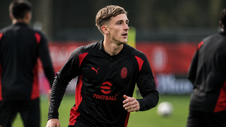 Amorim to move Saelemaekers off the flank and into attacking midfield behind Ramos