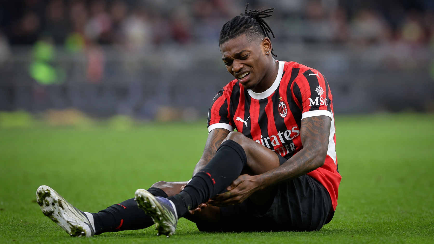 Leão to miss Milan's friendly against Man Utd with muscle problem